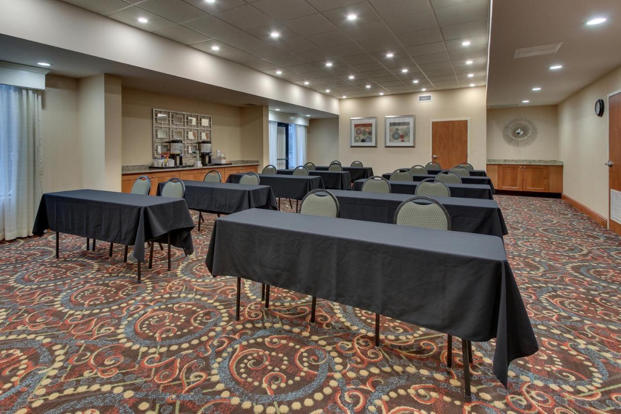 Hampton Inn Indianapolis/Carmel Bagian luar foto