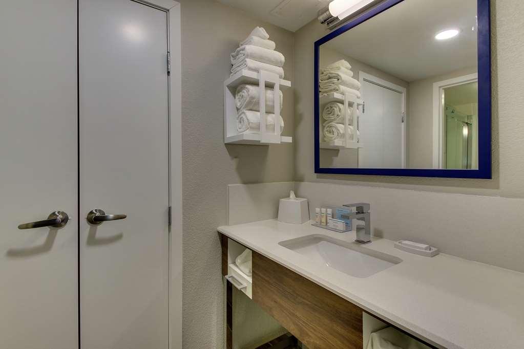 Hampton Inn Indianapolis/Carmel Bagian luar foto