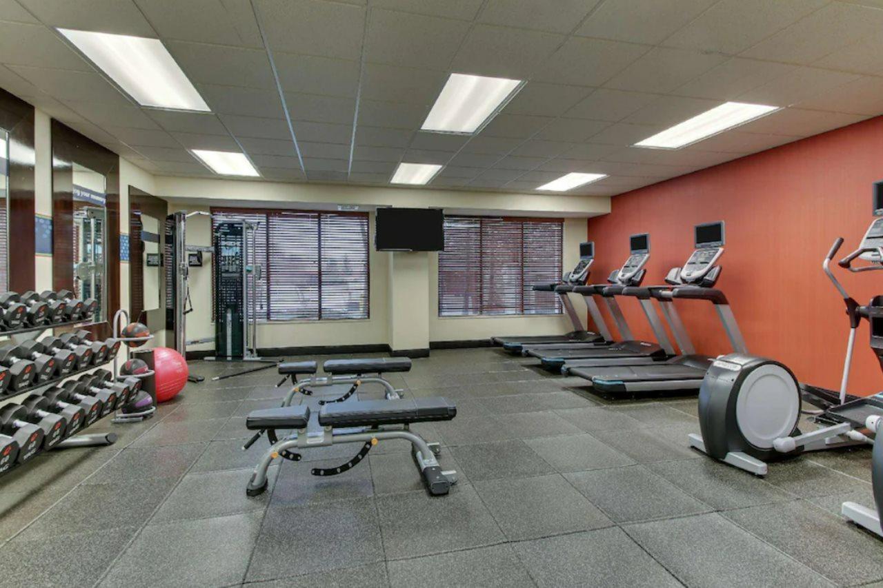 Hampton Inn Indianapolis/Carmel Bagian luar foto