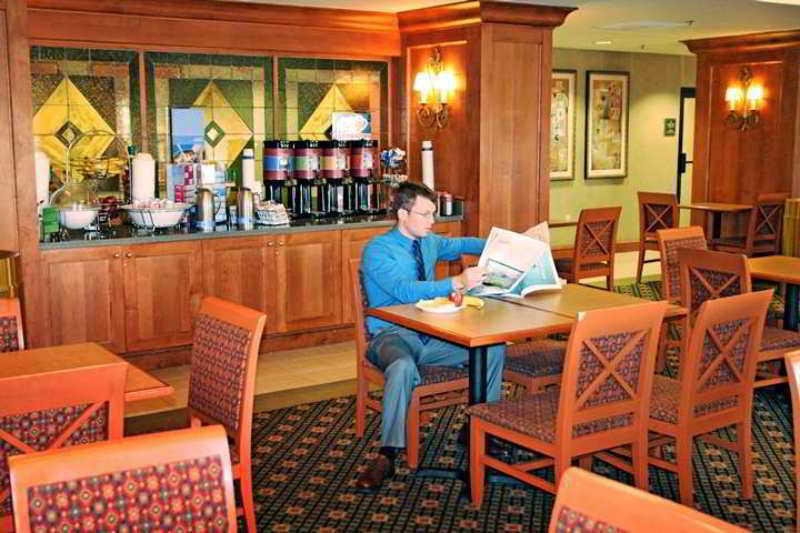 Hampton Inn Indianapolis/Carmel Restoran foto